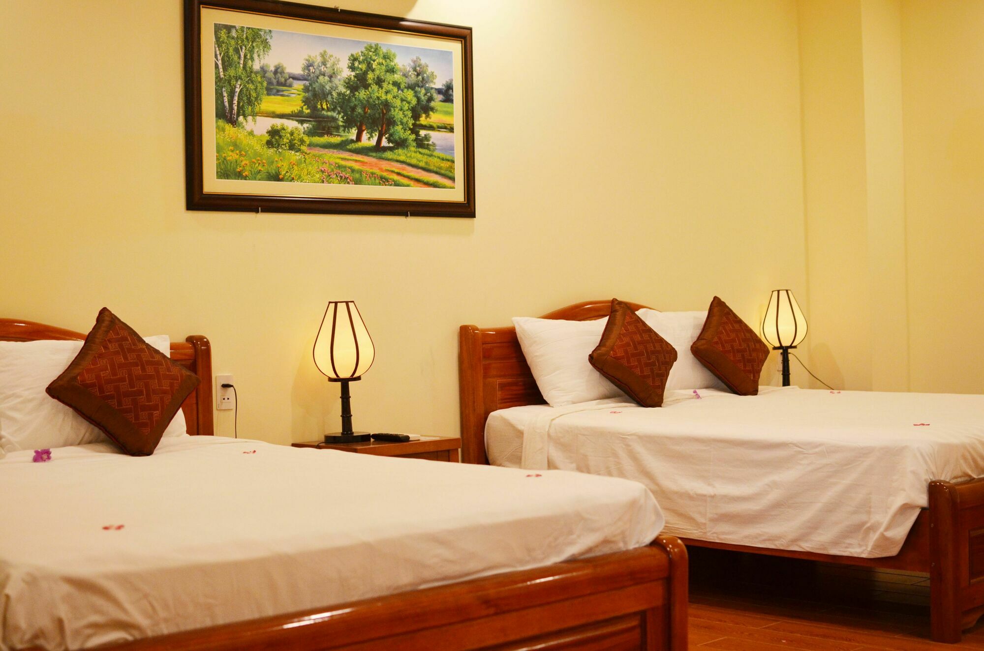 Panda Garden Homestay *